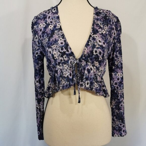 Aritzias Sunday Best Tie Front Cropped Ruffled Peplum Blouse - Sz S - Picture 2 of 10